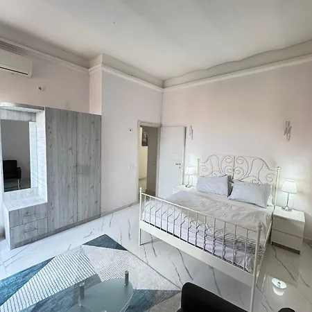 Banga House Apartman Róma